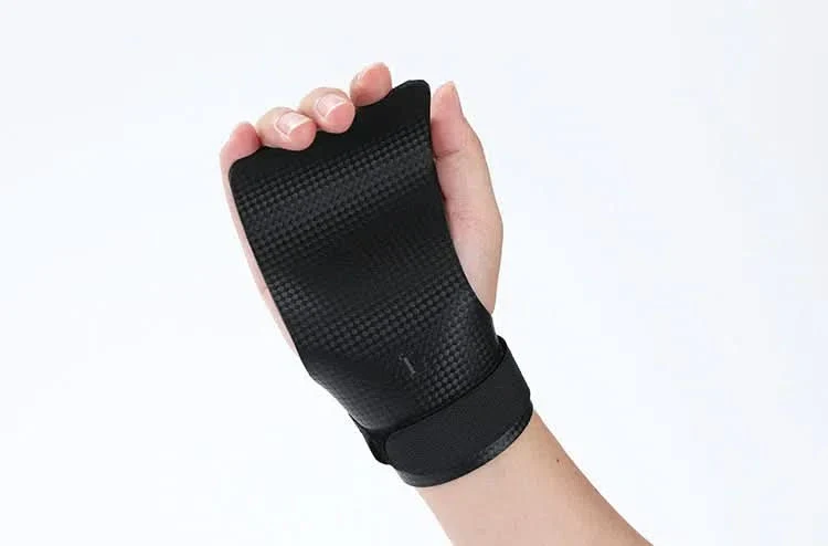 Calleras Hand Straps de Carbono Liso para Entrenamiento Gym - Image 5